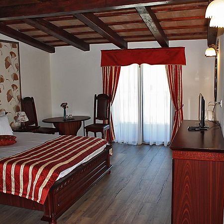 Schassburger Tor Hotel Sighişoara Værelse billede